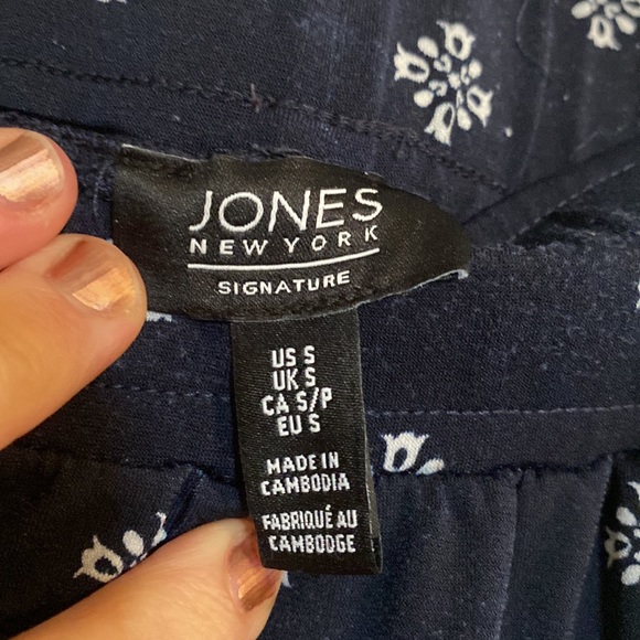 Jones New York navy and white print wide leg pants - Picture 3 of 5